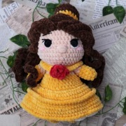 Bella na szydełku Piękna i Bestia amigurumi zabawka pluszak handmade