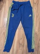 spodnie dresowe adidas Juventus Seasonal Special Warm Pants 2021/22 rozm. S