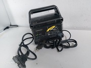 Ładowarka POWAKADDY Automatic timer charger 