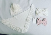 Chusta i turban z falbankami idealne na chrzest