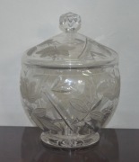 Kryształowe naczynie do ponczu