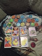 Duży zestaw gadżetów Pokemon