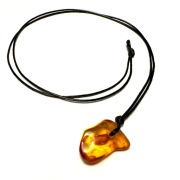 Fiolekart - biżuteria artystyczna, Naszyjnik z bursztynem 