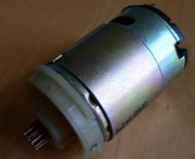 Silnik wkrętarka 4.8V - stan bardzo dobry