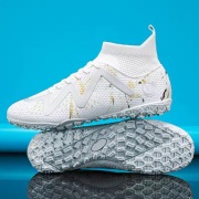 Buty Piłkarskie na Orlik lub Hale Antypoślizgowe do Piłki Nożnej AG-TF