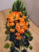 Stroik na grób, kompozycja na cmentarz , wiązanka z wazonem , zestaw ST32K