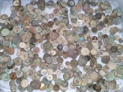 ZESTAW GUZIKÓW GUZIKI OKOŁO 450 SZTUK PONAD KILOGRAM GUZIKÓW