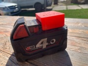 Uchwyt na akumulatory, baterie milwaukee M18