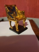 Porcelana Franklin Mint The Golden Throne 1989