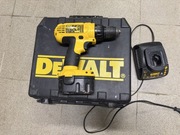 Wkrętarka DeWalt DC728 + bateria, ładowarka, walizka