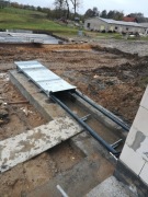 Zgarniacz obornika hydrauliczny usuwacz