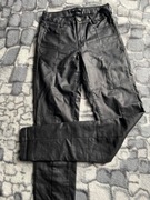 Czarne rurki eco skóra Sinsay