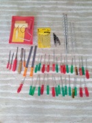 Zestaw Narzędzi śrubokręty Dłuta wiertła tarniki d