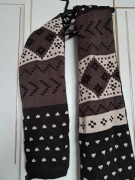 Szalik gruby Bugatti  o wym.200 x 30 cm.