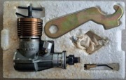 Silnik modelarski diesel 2.47cc, pełny zestaw – modelarski vintage