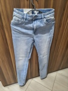 H&M L.O.O.G Super SKINNY 38