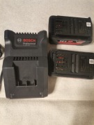 akumulator bosch z 2 bateriami AL36V-20