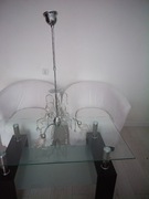 Ozdobny żyrandol , 2 fotele, lawa