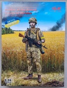 Żołnierz Ukraiński w skali 1/16 firmy ICM. 