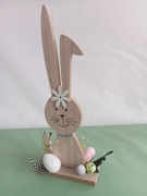 Stroik wielkanocny,królik 30 cm drewniany ,ręcznie zdobiony.