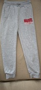 Spodnie dresowe dziecięce Marvel roz. 134cm