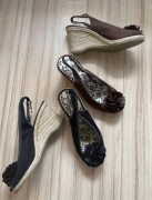 2 pary sandałków na klinie, rozmiar 36