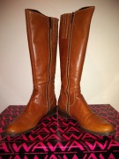 Kozaki LESTA rozm. 37