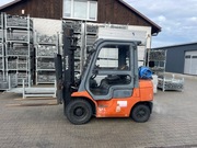 wózek widłowy Toyota