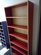 Regał czerwony 70 cm