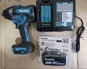 Klucz udarowy MAKITA -DTW-700 W ZESTAWIE, Akomulator, ładowarka