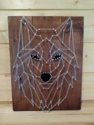 Obraz string art - Wilk (geometryczny)