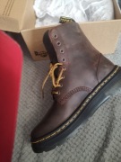 Martens obuwie ciemny brąz