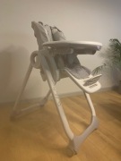 Fotelik do karmienia Chicco polly2start