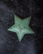 Drewniana gwiazda - ozdoba świąteczna