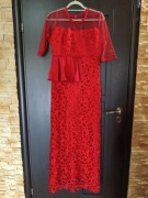 Czerwona koronkowa sukienka maxi