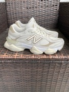 Oryginalne buty New Balance Sea Salt Brown 9060 bezowe 39.5