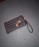 Mały czarny portfel 