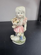 Figurka porcelanowa dziewczynka z gąską 