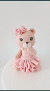 Figurka z masy cukrowej na tort misia 