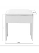 Piękne niskie krzesełko