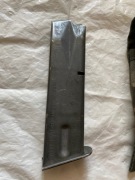 Wojskowy US Army BERETTA  M9 92 FS 9x19 mm - magazynek  15 Naboi 
