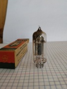 Lampa elektronowa 6BC32 TESLA=6AV6(F300)