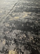 Materiał tkanina ścinek czarny welur ze złotymi i szarymi plamami ozdobna