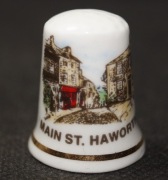 Naparstek Kolekcjonerski Porcelanowy Main St. Haworth