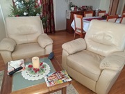 2 fotele skórzane z funkcją relax.