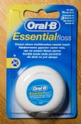 ORAL B ESSENTIAL FLOSS 50 M nić dentystyczna niewoskowana nitka do zębów