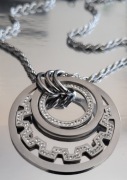 Piękny Naszyjnik kolor Silver z Cyrkoniami Stal nierdzewna Inox Visson