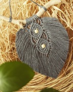 Liść makrama z koralikami. Ozdoba ścienna. 