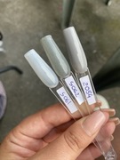 Zestaw lakierów hybrydowych do paznokci.