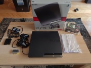 PS3 slim model cech-2104B komplet Box + 3gry